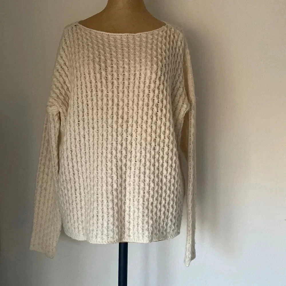 Vince Cream Cable Knit Scoop Neck Sweater